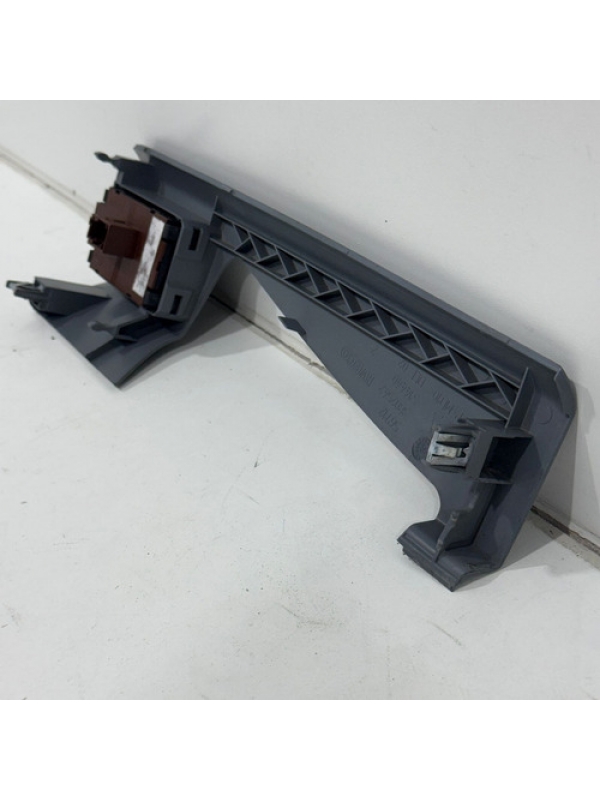 Moldura Botao Painel Iveco Daily 3.0 2013 2014 2015 À 2019.