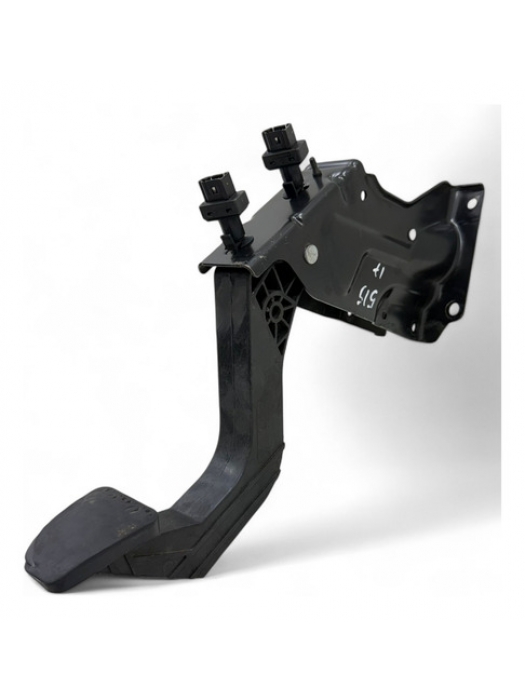 Pedal Embreagem Mb Sprinter 415 515 2013 2014 2015 2016 À 19