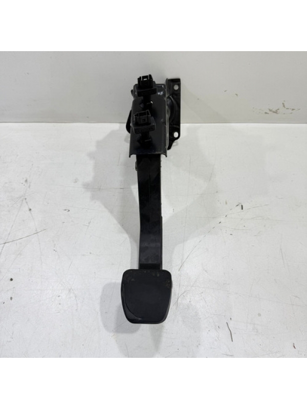 Pedal Embreagem Mb Sprinter 415 515 2013 2014 2015 2016 À 19