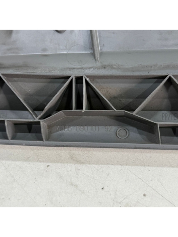 Suporte Quebra Sol Direito Mb Sprinter 417 517 A9066900192.