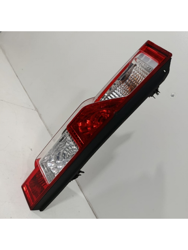 Lanterna Traseira Esquerda Renault Master 2.3 2020 2021 2022