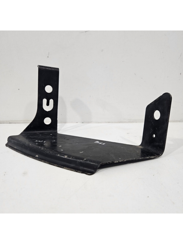 Suporte Esquerdo Do Parachoque Renault Master 2.3 8200808374