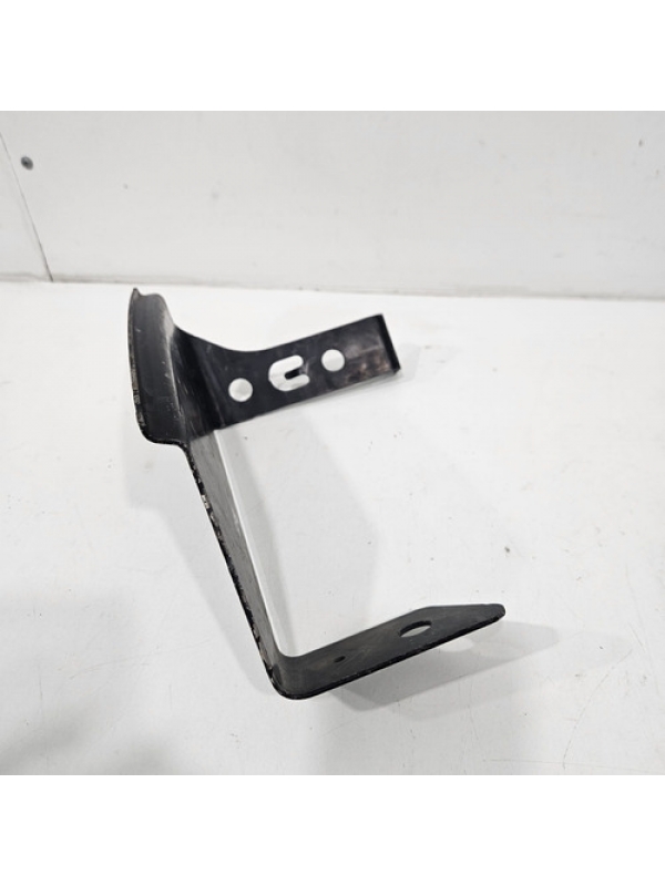 Suporte Esquerdo Do Parachoque Renault Master 2.3 8200808374