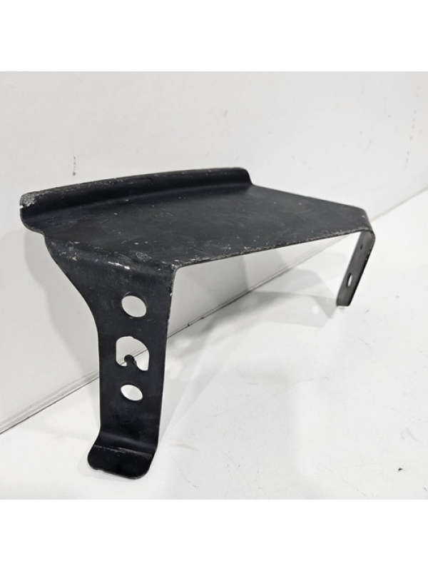 Suporte Esquerdo Do Parachoque Renault Master 2.3 8200808374