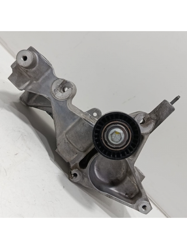 Suporte Alternador Renault Master 2.3 2023 À 2025 117102273r