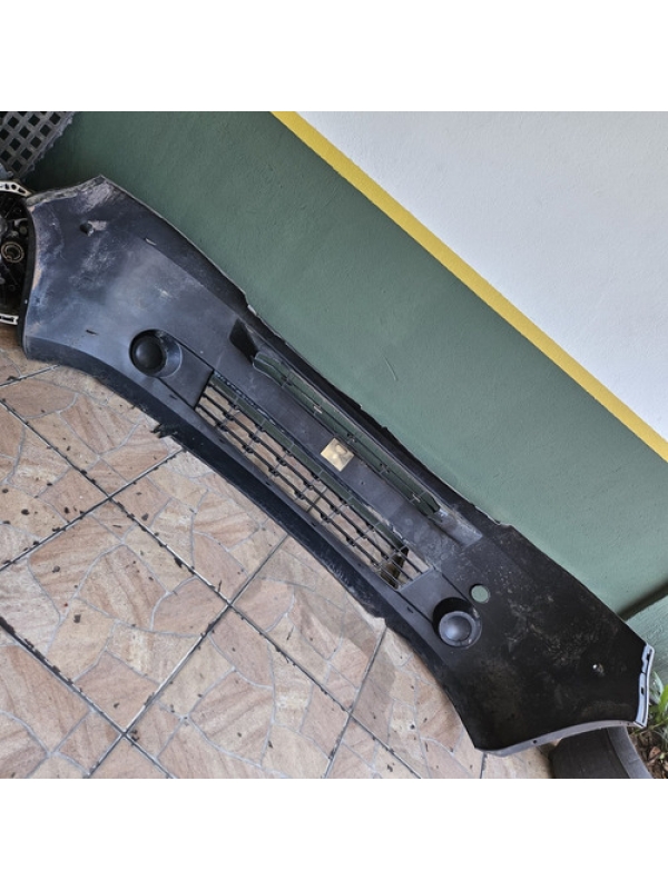 Parachoque Dianteiro Renault Master 2.5 2010 À 2013 Detalhe.