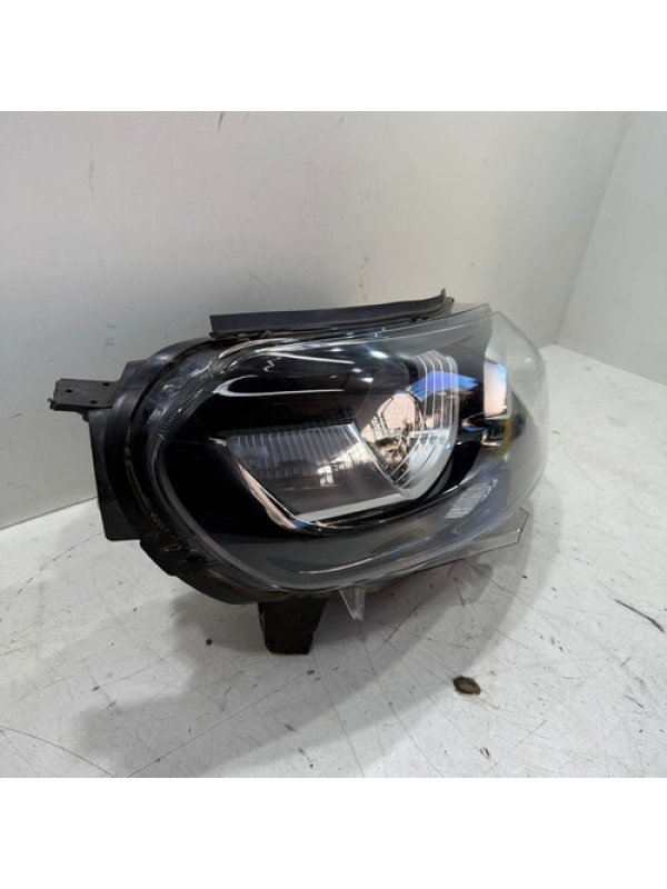 Farol Direito Fiat Scudo Jumpy 2018 2019 2020 À 2025 Detalhe