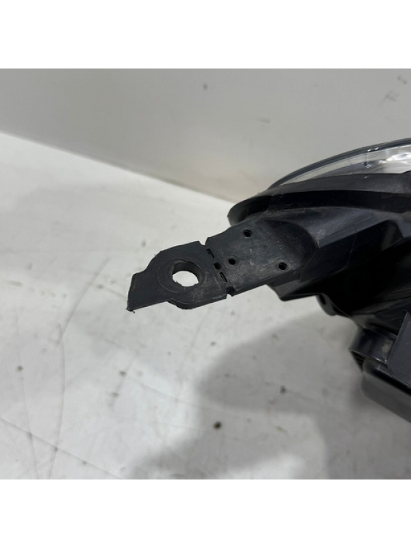 Farol Esquerdo Peugeot Expert 2018 2019 2020 À 2025 Detalhe.
