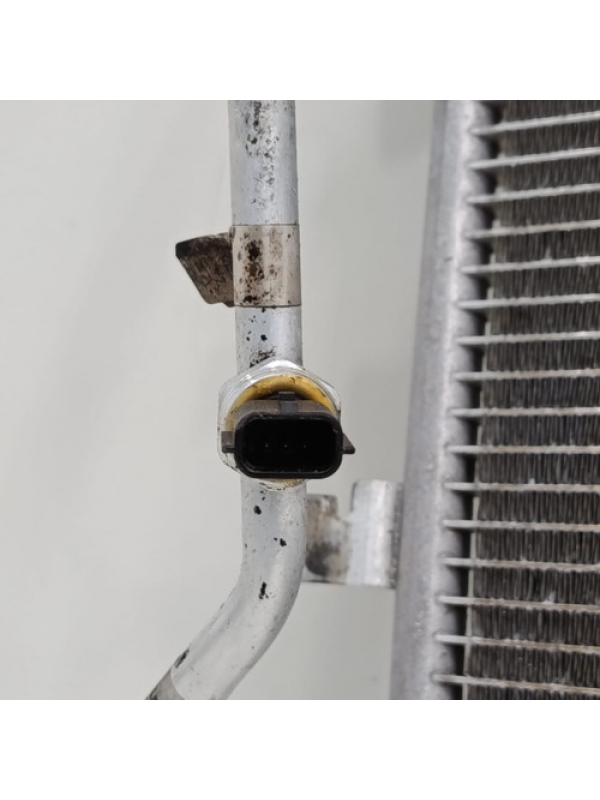 Condensador De Ar Renault Master 2.3 2014 2015 À 2021 2022 .
