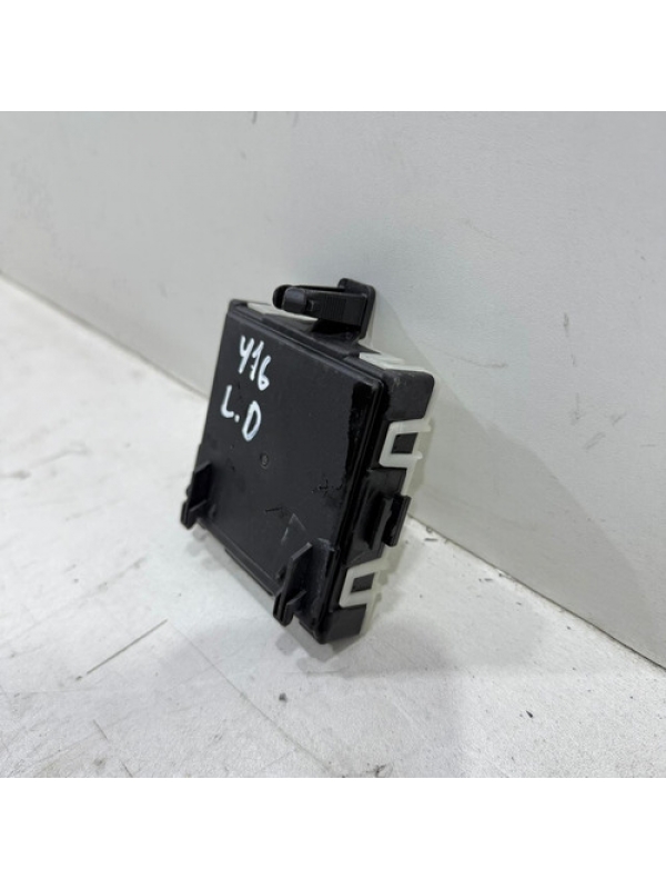 Módulo Vidro Elétrico Dianteiro Direito Mb Sprinter 20 À 025