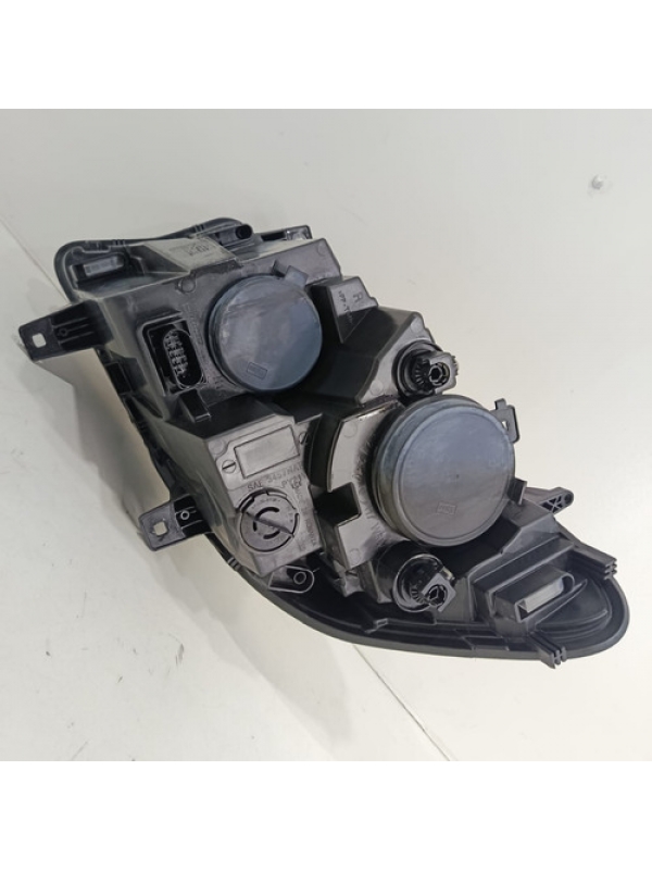 Farol Dianteiro Direito Mb Sprinter 416 417 2023 A9109060100