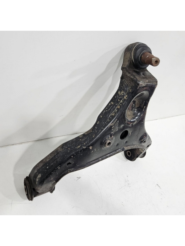 Bandeja Direita Suspensão Mb Sprinter 415 E 416 2013 À 2022.