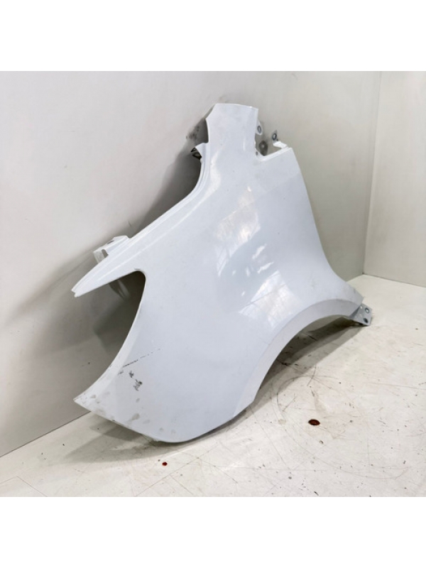 Paralama Lado Esquerdo Mb Sprinter 2.0 416 417 2020 À 2025.