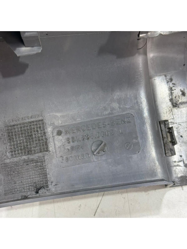 Ponteira Parachoque Direito Mb Sprinter 312 313 1997 À 2012.