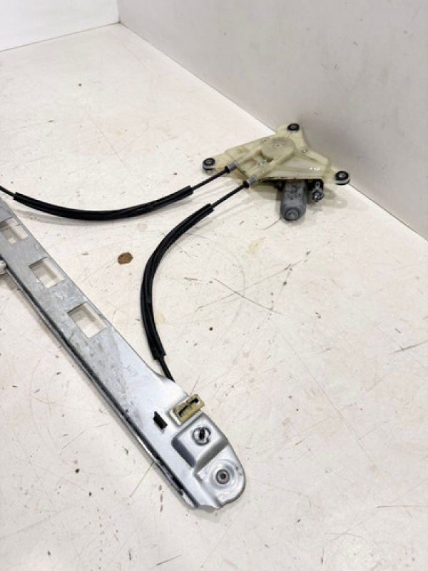 Maquina Vidro Manual Esquerda Renault Master 2.3 2013 À 2022