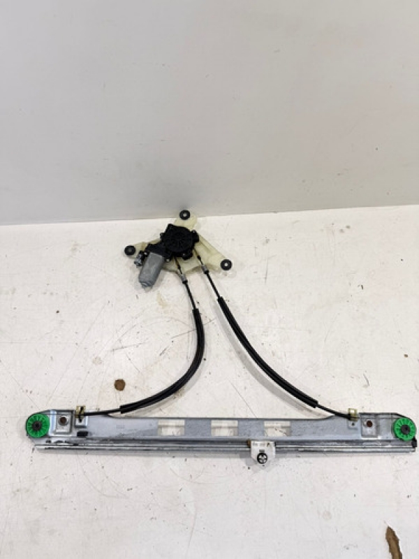 Maquina Vidro Manual Esquerda Renault Master 2.3 2013 À 2022