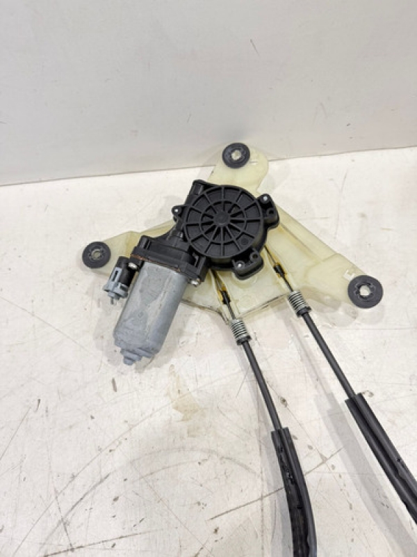 Maquina Vidro Manual Esquerda Renault Master 2.3 2013 À 2022