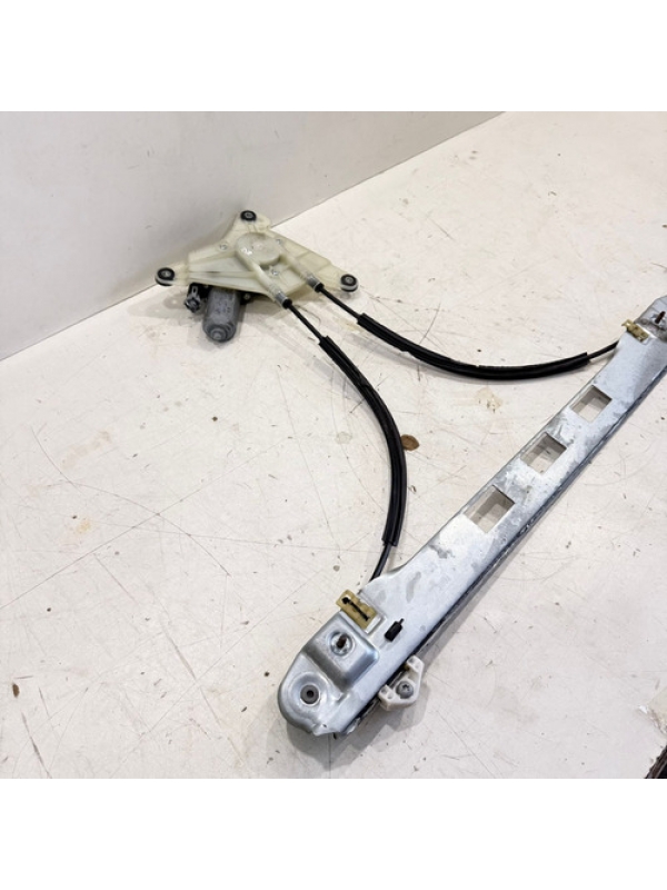 Maquina Vidro Manual Esquerda Renault.