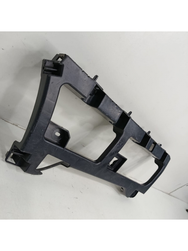 Guia Do Parachoque Traseiro Esquerdo Peugeot Expert 018 À 24