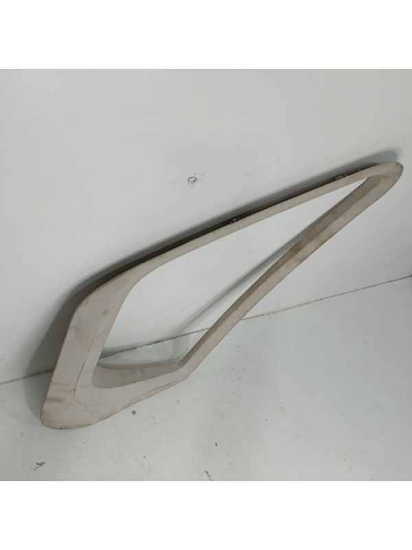 Moldura Da Ventarola Direita Fiat Ducato 2021 2022 2023 2024