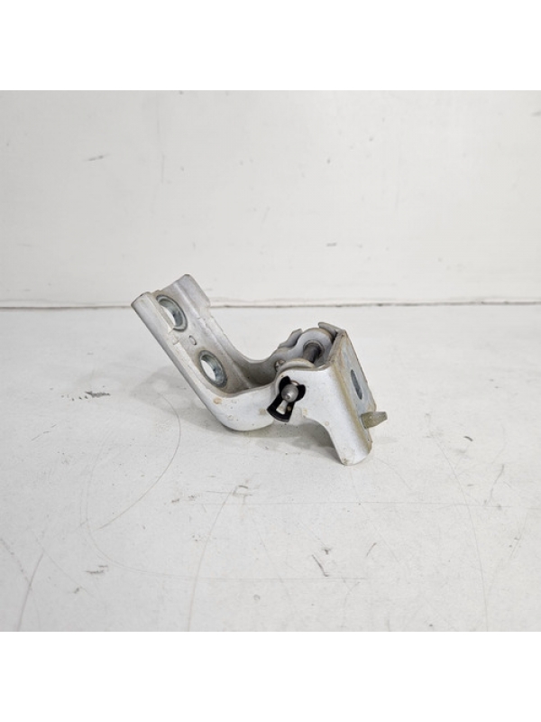 Dobradiça Inferior Porta Dianteira Direita Fiat Scudo 2024.