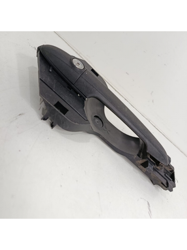 Maçaneta Suporte Dianteira Esquerda Mb Sprinter 415 2018 019