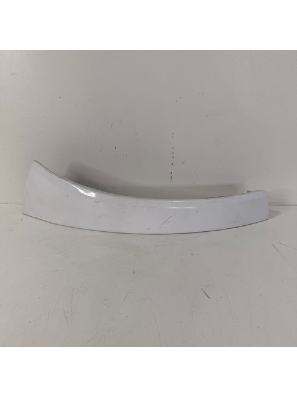 Moldura Farol Dianteiro Direito Fiat Ducato 2.3 2018 À 2024.