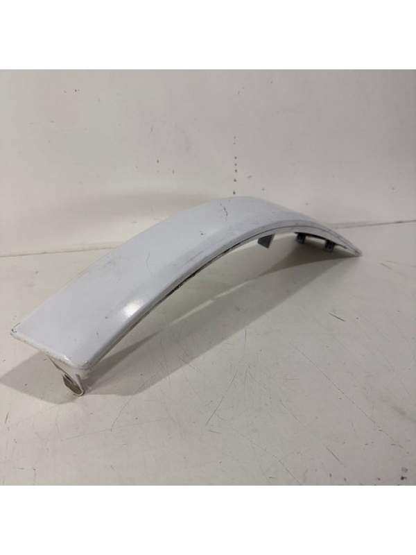 Moldura Farol Dianteiro Direito Fiat Ducato 2.3 2018 À 2024.