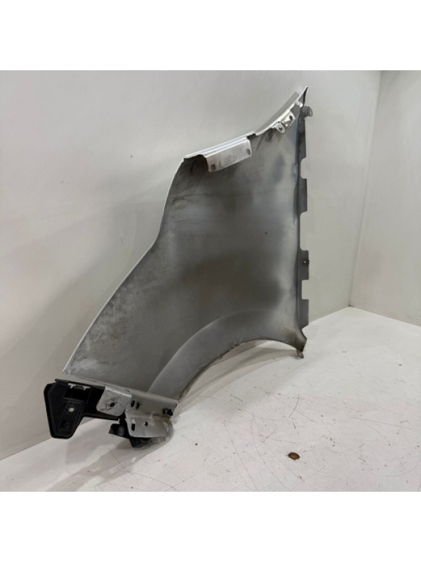 Paralama Lado Direito Renault Master 2.3 2013 2014 Até 2022.