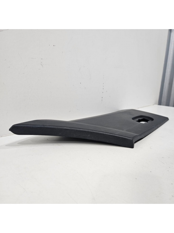 Friso Roda Traseira Lado Direito Mb Sprinter 415 2013 À 2019