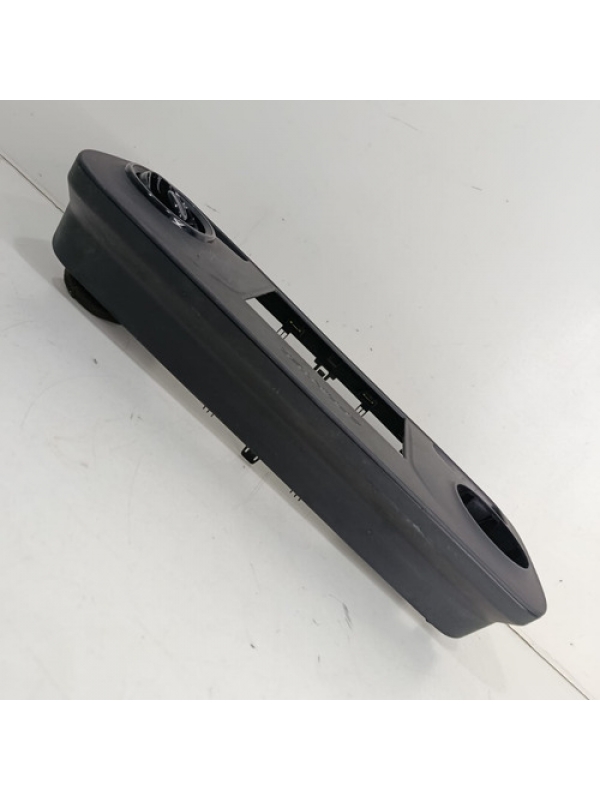 Moldura Painel Difusor Multimidia Mb Sprinter 416 417 2024 .