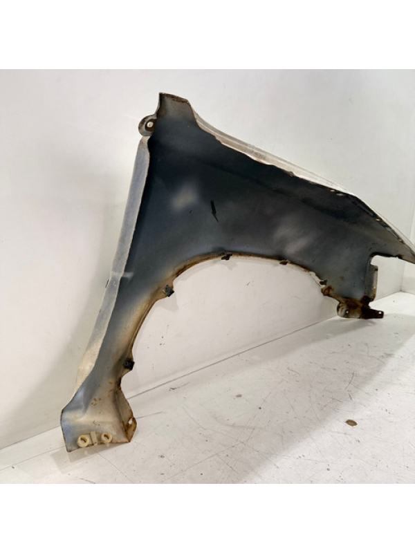 Paralama Lado Esquerdo Toyota Hilux 2.8 1998 1999 2000 2001.