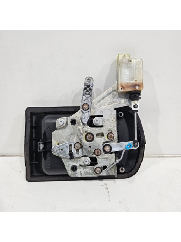 Maçaneta Porta Dianteira Esquerda Iveco Daily 2008 Até 2019.