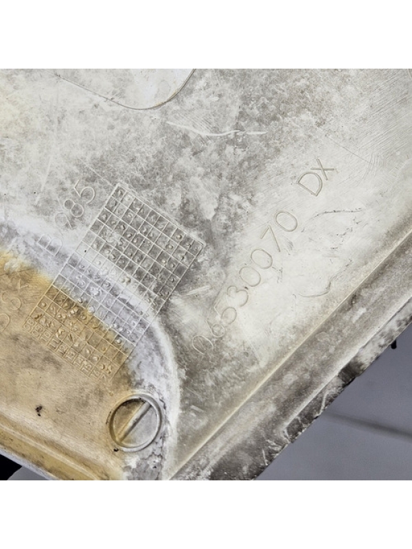 Acabamento Moldura Farol Direito Fiat Ducato 2.3 2018 À 2022