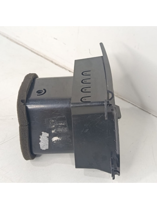 Difusor Direito Saída De Ar Iveco Daily 2020 2021 2022 2023.