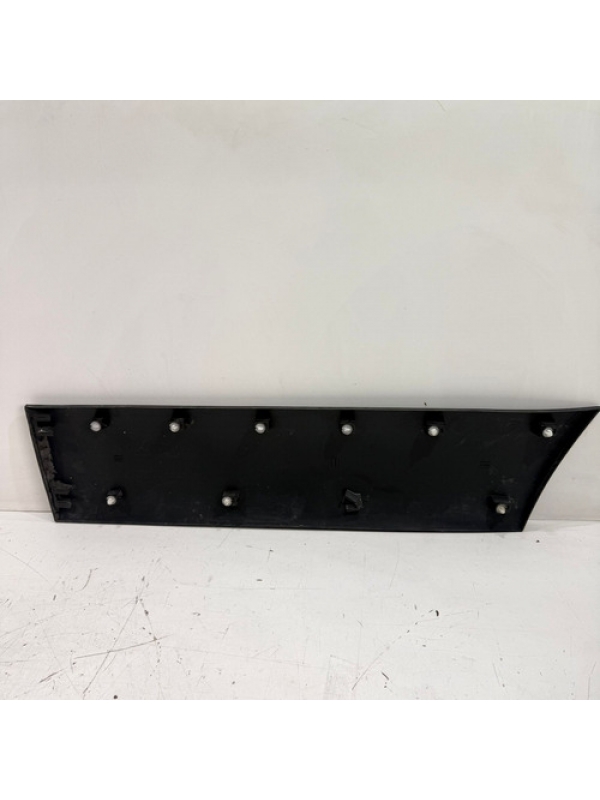 Friso Porta Dianteira Esq. Mb Sprinter 2019 À 2025 Detalhe.