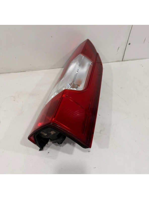 Lanterna Traseira Lado Direito Fiat Ducato 2.3 2018 À 2022.