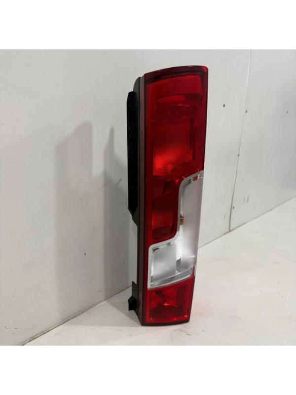 Lanterna Traseira Lado Direito Fiat Ducato 2.3 2018 À 2022.