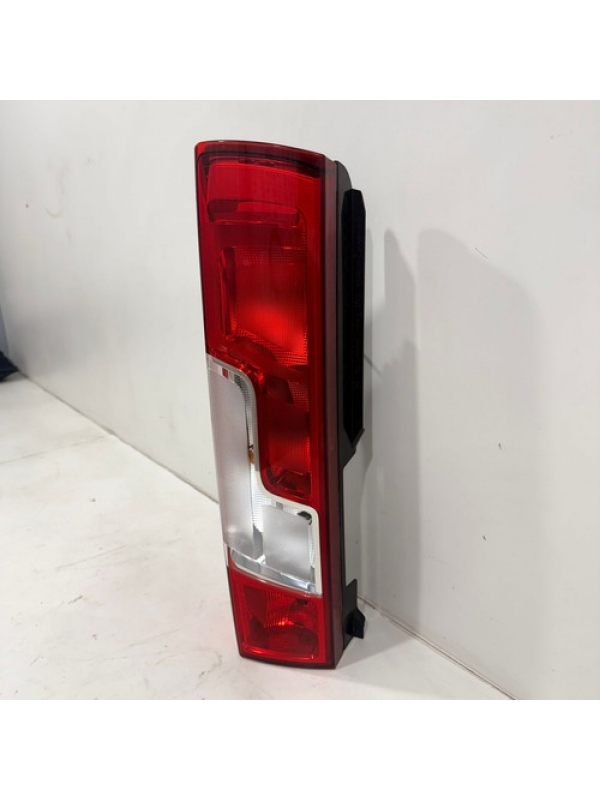 Lanterna Traseira Lado Esquerdo Fiat Ducato 2.3 2018 À 2022.