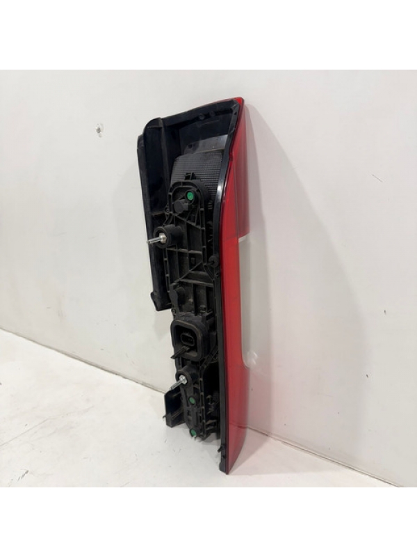Lanterna Traseira Lado Esquerdo Fiat Ducato 2.3 2018 À 2022.