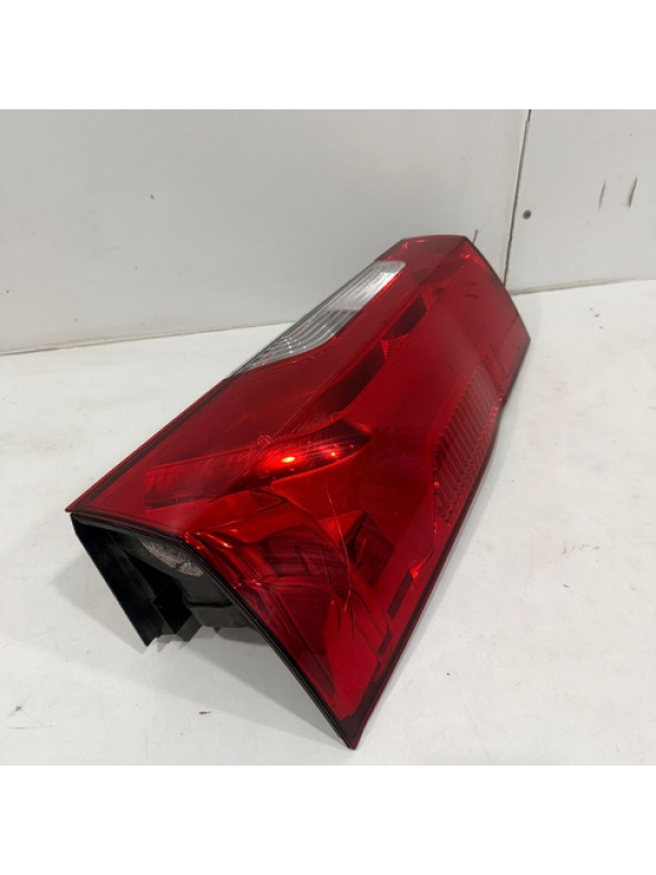 Lanterna Traseira Lado Direito Mb Sprinter 2.0 2020 À 2025.