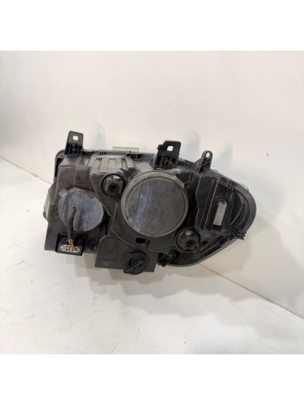 Farol Dianteiro Lado Direito Mb Sprinter 416 417 2020 À 2025