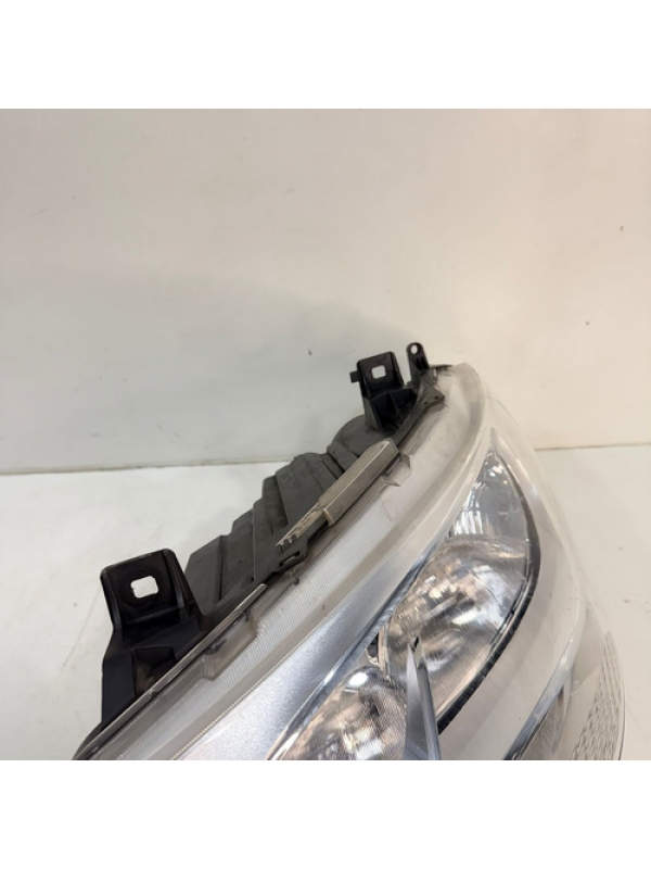 Farol Dianteiro Lado Esquerdo Mb Sprinter 416 417 2020 À 025