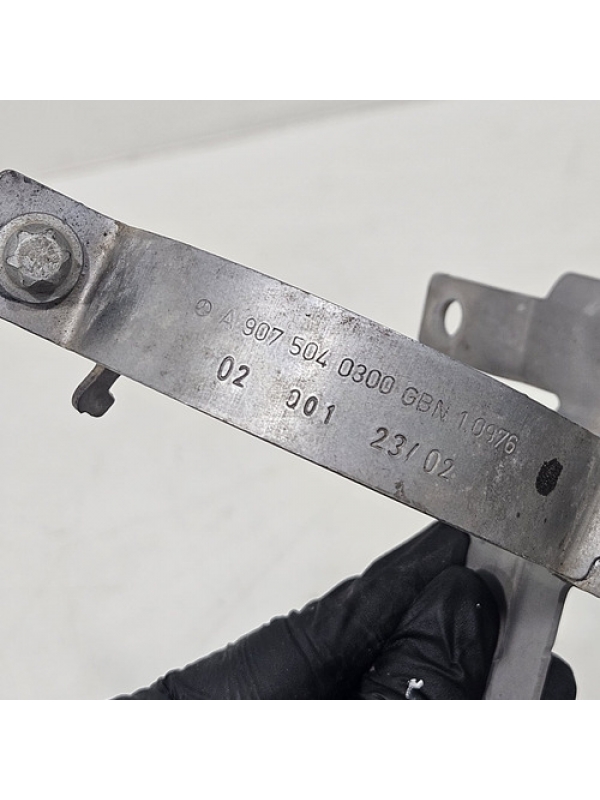 Suporte Da Bomba De Água Mb Sprinter 315 417 517 2023 À 2025