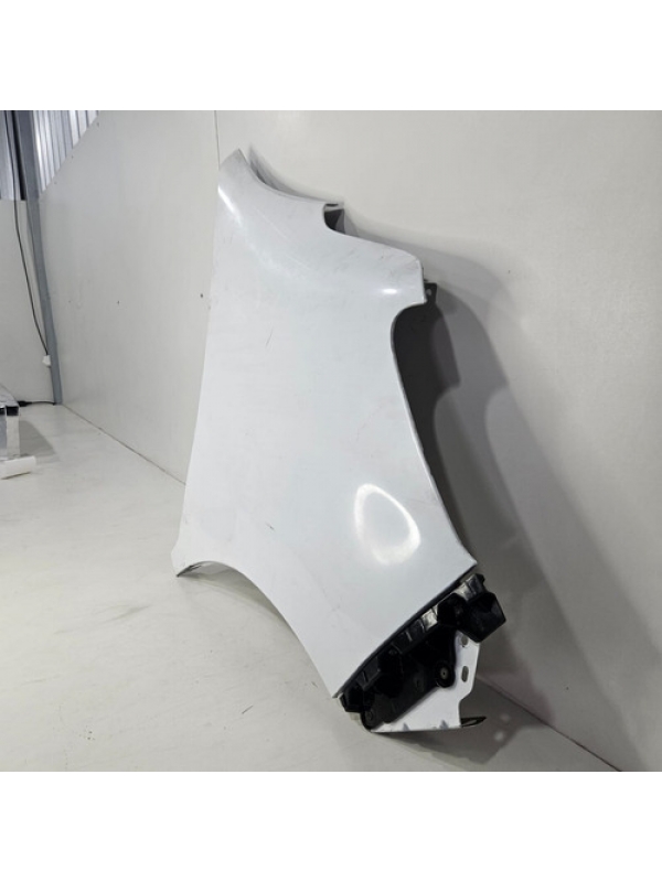 Paralama Lado Direito Da Renault Master 2.3 2023 2024 E 2025