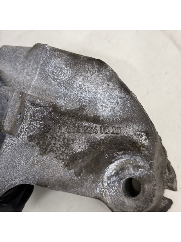 Suporte Coxim Motor Esquerdo Mb Sprinter 417 517 2023 À 2026