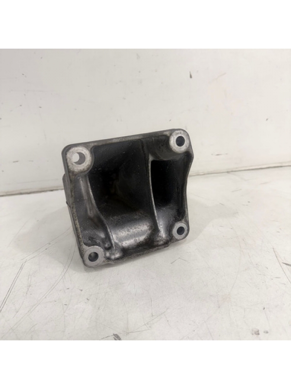 Suporte Coxim Motor Direito Mb Sprinter 417 517 2023 À 2026.