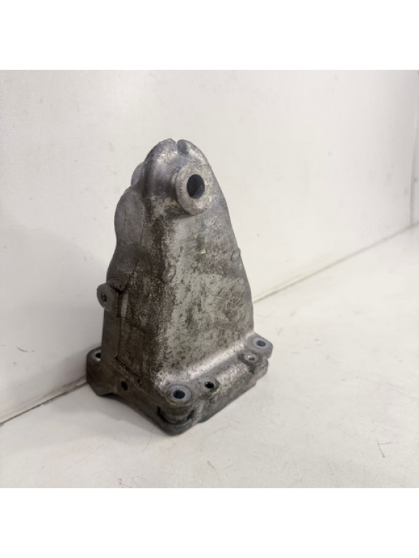 Suporte Coxim Motor Direito Mb Sprinter 417 517 2023 À 2026.