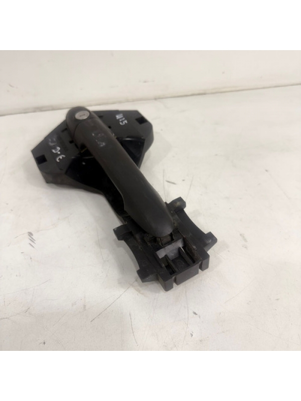 Maçaneta Dianteira Esquerda Mb Sprinter 415 515 2013 À 2019.