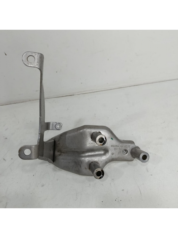 Suporte Do Resfriador Egr Mb Sprinter 315 417 517 2024 2025.